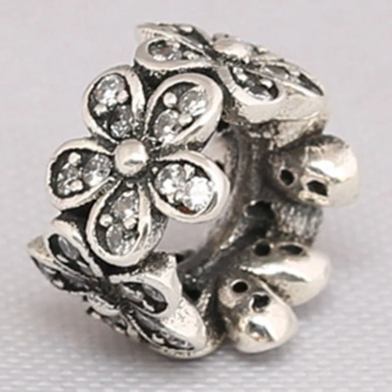 100% 925 Sterling Silver Bead New Daisy Isolation Beads Fit Pandora Women Bracelet & Necklace Diy Jewelry
100% 925 Sterling Silver Bead New Daisy Isolation Beads Fit Pandora Women Bracelet & Necklace Diy Jewelry