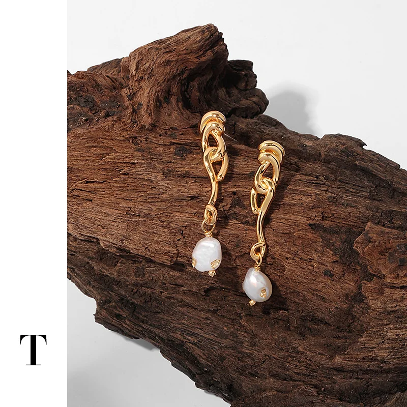 Women Brass with Real Gold Plated New Earrings French Style Elegant Retro Natural Real Pearl Tassel Earring Drop Shipping
Women Brass with Real Gold Plated New Earrings French Style Elegant Retro Natural Real Pearl Tassel Earring Drop Shipping