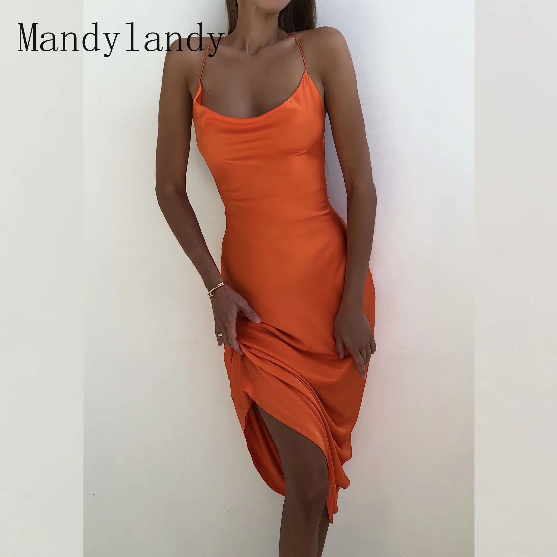 Летнее модное платье Mandylandy с круглым вырезом, тонкое платье с высокой талией и открытой спиной, женское сексуальное однотонное платье на бр...
Летнее модное платье Mandylandy с круглым вырезом, тонкое платье с высокой талией и открытой спиной, женское сексуальное однотонное платье на бр...