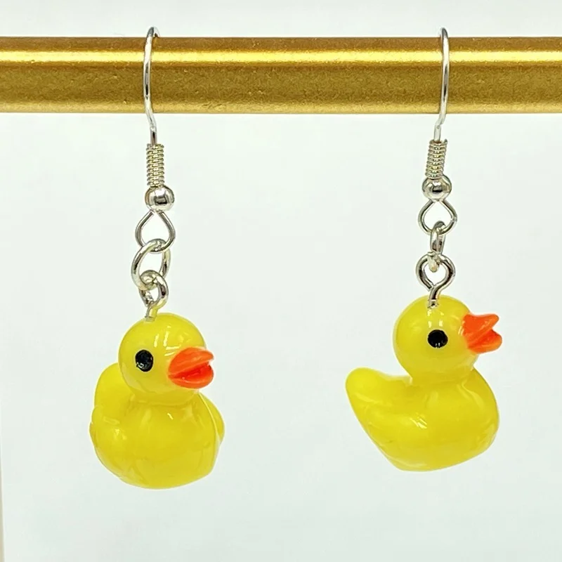 New/High Quality Super Cute Little Yellow Duck Earrings Simple Ladies Gift Earrings Jewelry Wholesale
New/High Quality Super Cute Little Yellow Duck Earrings Simple Ladies Gift Earrings Jewelry Wholesale