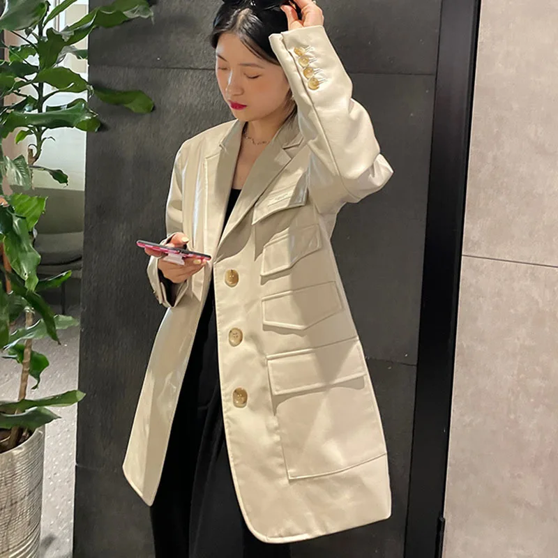SHENGPALAE Beige Irregular Pocket Blazer Women's Autumn 2021 New Notched Loose Single Breasted Long Sleeve PU Laether Suit Coat
SHENGPALAE Beige Irregular Pocket Blazer Women's Autumn 2021 New Notched Loose Single Breasted Long Sleeve PU Laether Suit Coat
