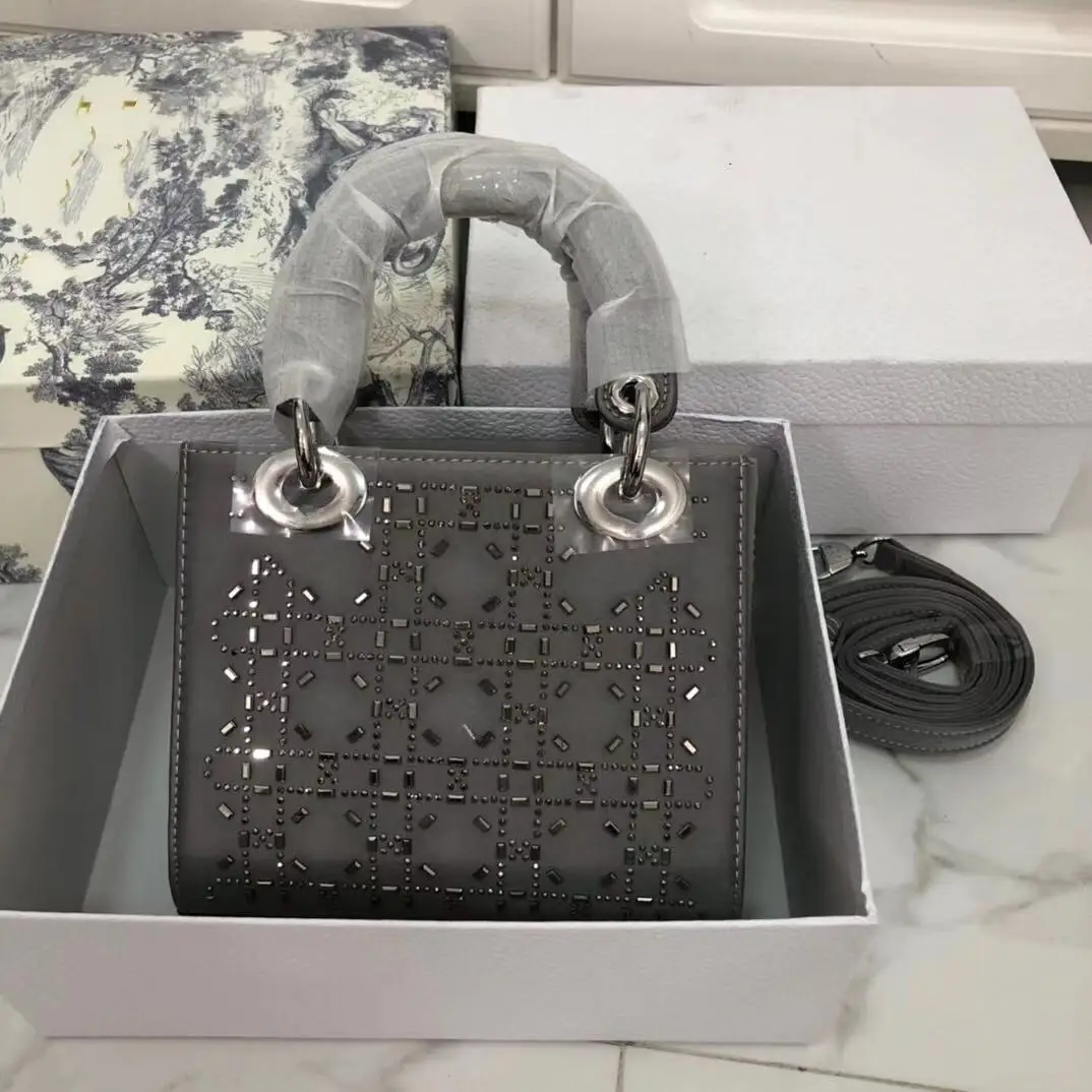 Messenger bag ladies 2021 rhinestone shoulder bag and handbag luxury lipstick bag designer handbag high quality luxury bag
Messenger bag ladies 2021 rhinestone shoulder bag and handbag luxury lipstick bag designer handbag high quality luxury bag