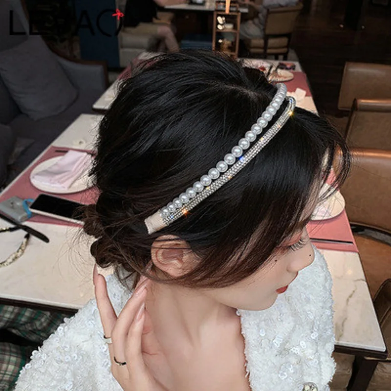 LEVAO Pearl Rhinestone Hair Band 2021 Fashion Headwear Girl Women Handmade Hair Accessories Headband аксессуары 
LEVAO Pearl Rhinestone Hair Band 2021 Fashion Headwear Girl Women Handmade Hair Accessories Headband аксессуары