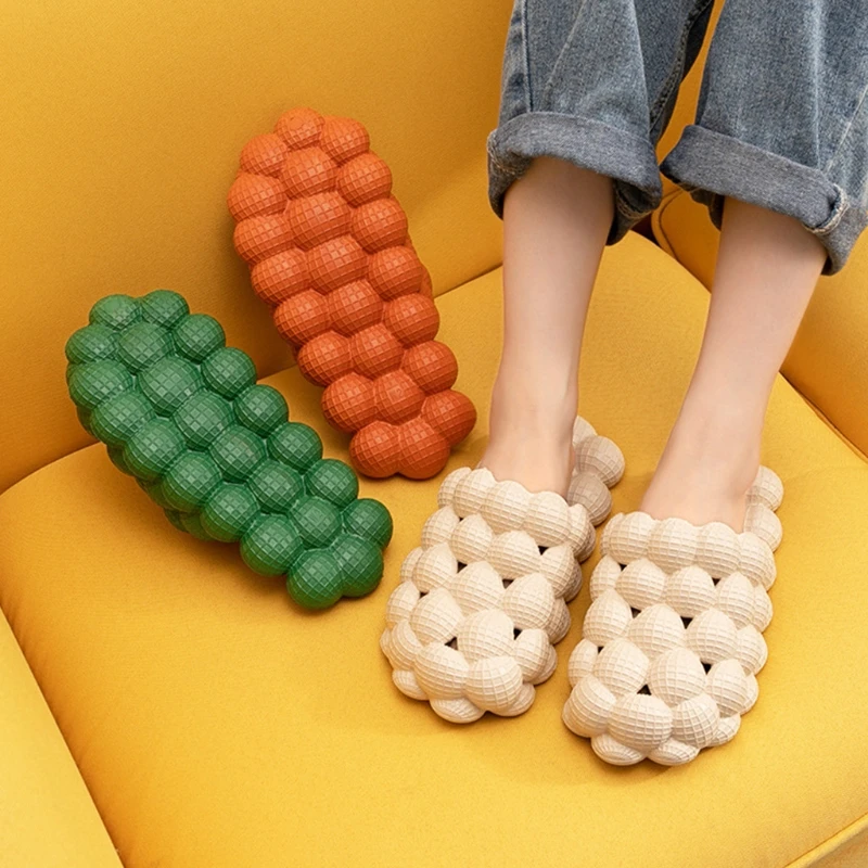 New Summer Slippers Personalized Bubble Sandals And Slippers Fashion Sandals Home Massage Bottom Slippers For Men And Women
New Summer Slippers Personalized Bubble Sandals And Slippers Fashion Sandals Home Massage Bottom Slippers For Men And Women