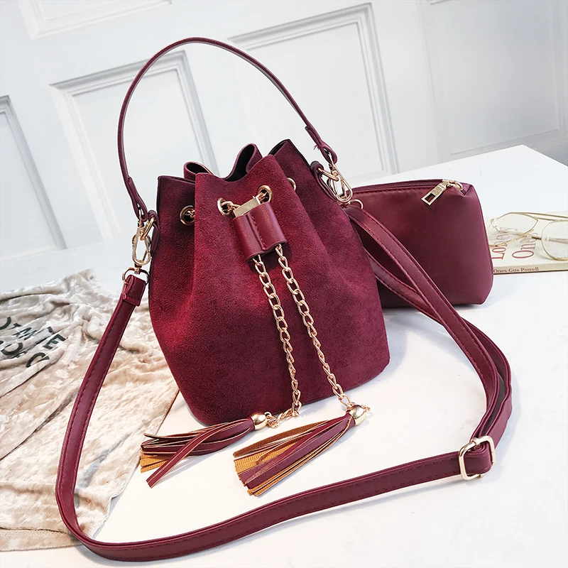 2021 New Mini Crossbody Handbags Cute Suede Bucket Bag Organizer Small Tassel PU Leather Womens Shoulder Messenger Bags Bolsos 
2021 New Mini Crossbody Handbags Cute Suede Bucket Bag Organizer Small Tassel PU Leather Womens Shoulder Messenger Bags Bolsos