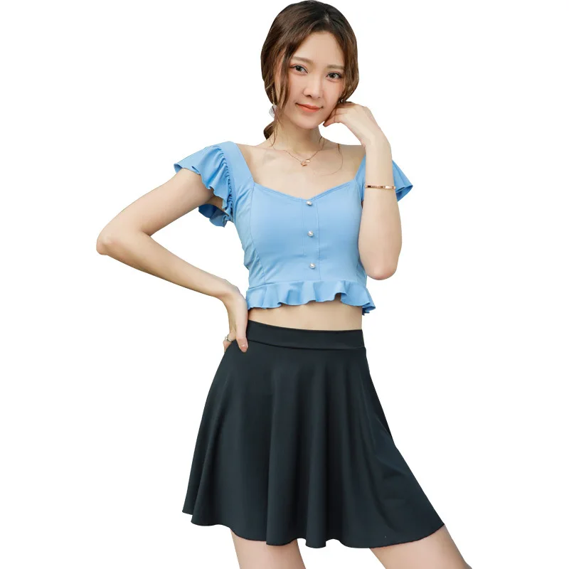 Women Swimwear Closed Girls Rash Guard Swimsuit Summer Trikini Two Piece Bathing Suit Long Sleeve Girl Split Skirt High Waist
Women Swimwear Closed Girls Rash Guard Swimsuit Summer Trikini Two Piece Bathing Suit Long Sleeve Girl Split Skirt High Waist