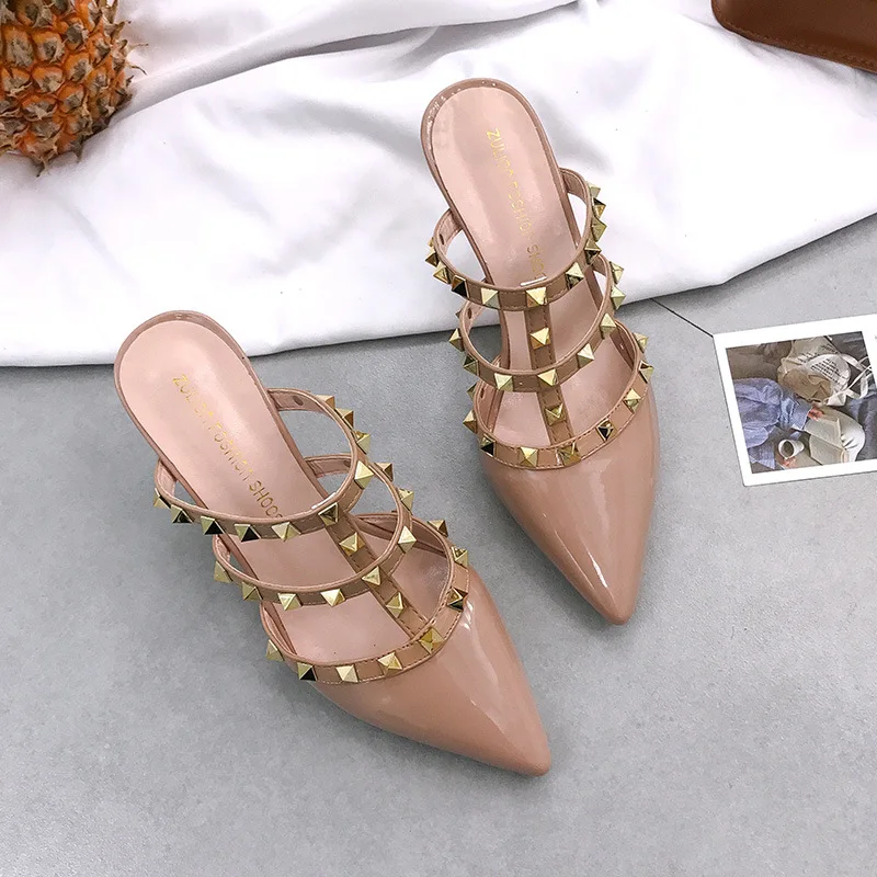 2020 Women Sexy Pointed High Heels Slippers Summer Women's Rivets Thin Heel Sandals Female Patent Leather Party Work Dress Shoes
2020 Women Sexy Pointed High Heels Slippers Summer Women's Rivets Thin Heel Sandals Female Patent Leather Party Work Dress Shoes