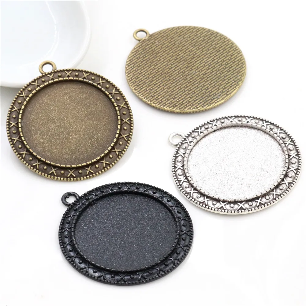 5 шт 30 мм Внутренний размер античное посеребренное и черное и бронзовое покрытие барокко Стиль Кабошон База Установка Подвески кулон
5 шт 30 мм Внутренний размер античное посеребренное и черное и бронзовое покрытие барокко Стиль Кабошон База Установка Подвески кулон