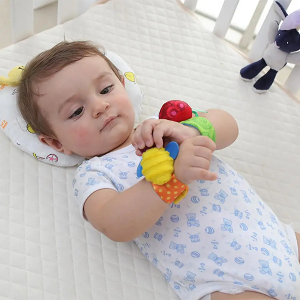 2Pcs Cute Cartoon Bee Insect Plush Doll Baby Rattle Hand Wrist Bell Development Toy Toddler Kid Birthday Gift 
2Pcs Cute Cartoon Bee Insect Plush Doll Baby Rattle Hand Wrist Bell Development Toy Toddler Kid Birthday Gift