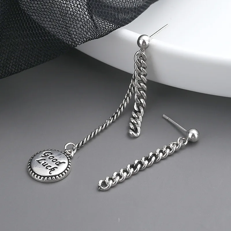 Popular Design Hip Hop Asymmetric Earrings Personality Tassels Fashion Statement Earrings For Women Accessories Women Jewelry
Popular Design Hip Hop Asymmetric Earrings Personality Tassels Fashion Statement Earrings For Women Accessories Women Jewelry