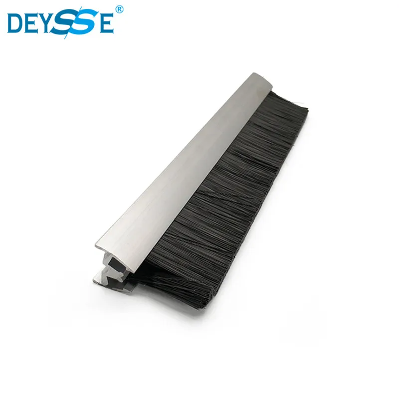 Deysse Good Sale Escalator Brush With Stainless Steel Lampstand | Инструменты