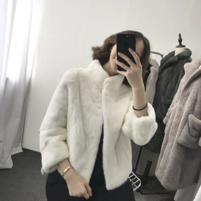 Пальто из норки Pop, женское короткое зимнее бархатное пальто из норки, цельное белое пальто из норки
Пальто из норки Pop, женское короткое зимнее бархатное пальто из норки, цельное белое пальто из норки