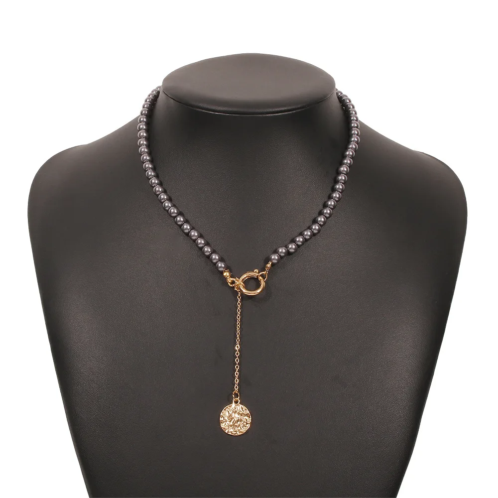 Metal Round Pendant Necklace for Women Party Personality Collar Jewelry Fashion Pearl Beaded Clavicle Chain Korean Chokers Neckl
Metal Round Pendant Necklace for Women Party Personality Collar Jewelry Fashion Pearl Beaded Clavicle Chain Korean Chokers Neckl