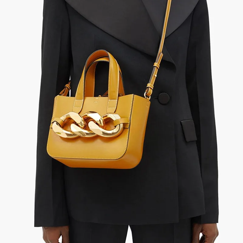 Solid color leather shoulder messenger Crossbody bag new ladies chain handbags fashion casual shopping bag Female Versatile bag
Solid color leather shoulder messenger Crossbody bag new ladies chain handbags fashion casual shopping bag Female Versatile bag