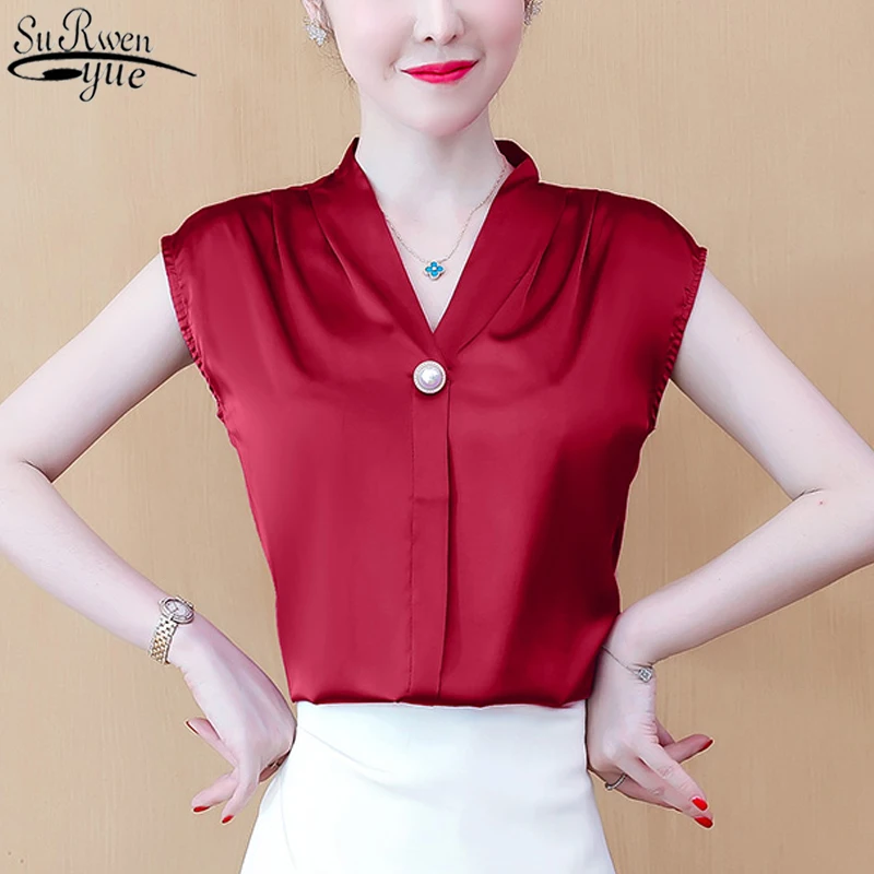 2021 Summer New Silk Shirt Women Short Sleeve Chiffon Blouse Korean Solid Colors Satin Loose V-neck Sleeveless Tops Female 9790
2021 Summer New Silk Shirt Women Short Sleeve Chiffon Blouse Korean Solid Colors Satin Loose V-neck Sleeveless Tops Female 9790