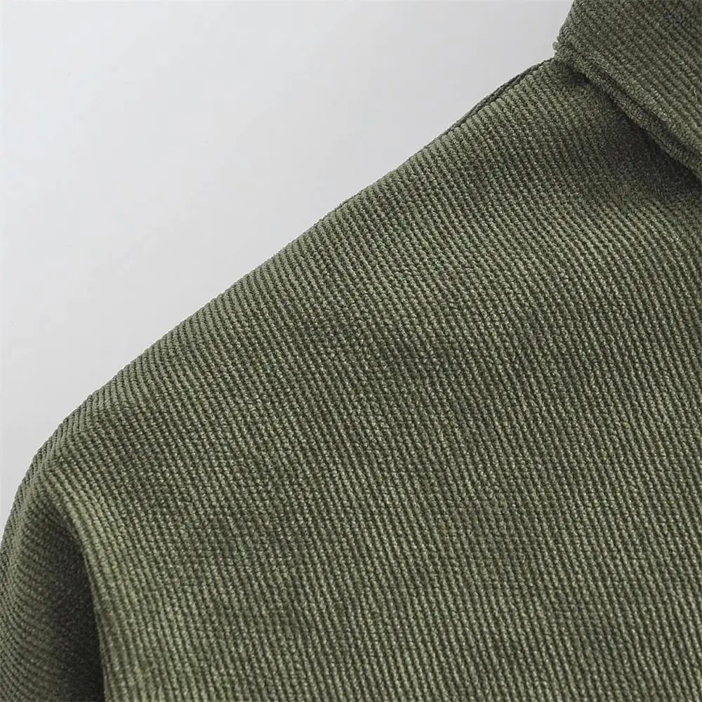 Autumn 2020 new lapel retro loose large pockets long sleeves decorated corduroy solid color wild shirt women
Autumn 2020 new lapel retro loose large pockets long sleeves decorated corduroy solid color wild shirt women