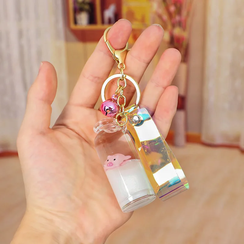 Creative Milk Pig Acrylic Keychain Moving Liquid Penguin Duck Keyrings decompression drift Bottle Keyfob Jewelry Kids Gifts
Creative Milk Pig Acrylic Keychain Moving Liquid Penguin Duck Keyrings decompression drift Bottle Keyfob Jewelry Kids Gifts