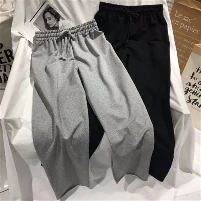 Брюки женские прямые с эластичным завышенным поясом, повседневные однотонные простые удобные штаны, весна-осень
Брюки женские прямые с эластичным завышенным поясом, повседневные однотонные простые удобные штаны, весна-осень