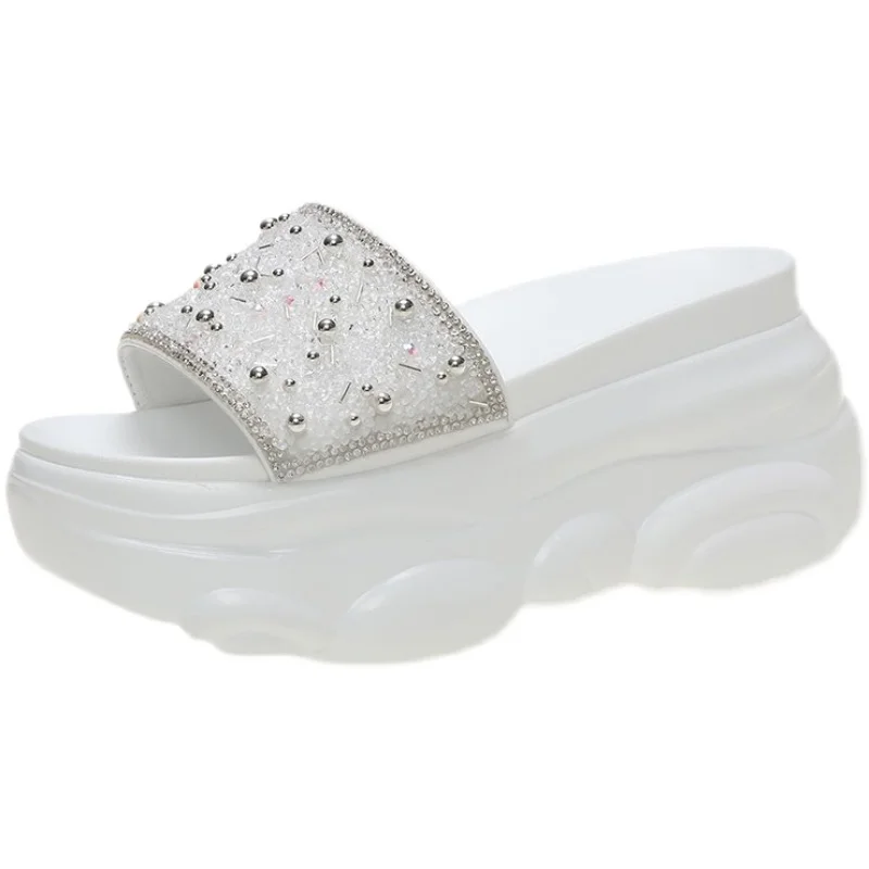 Shoes Woman 2021 Slippers Summer Pantofle Glitter Slides Fashion Increased Internal Heeled Mules Flat New Jelly Luxury Soft
Shoes Woman 2021 Slippers Summer Pantofle Glitter Slides Fashion Increased Internal Heeled Mules Flat New Jelly Luxury Soft