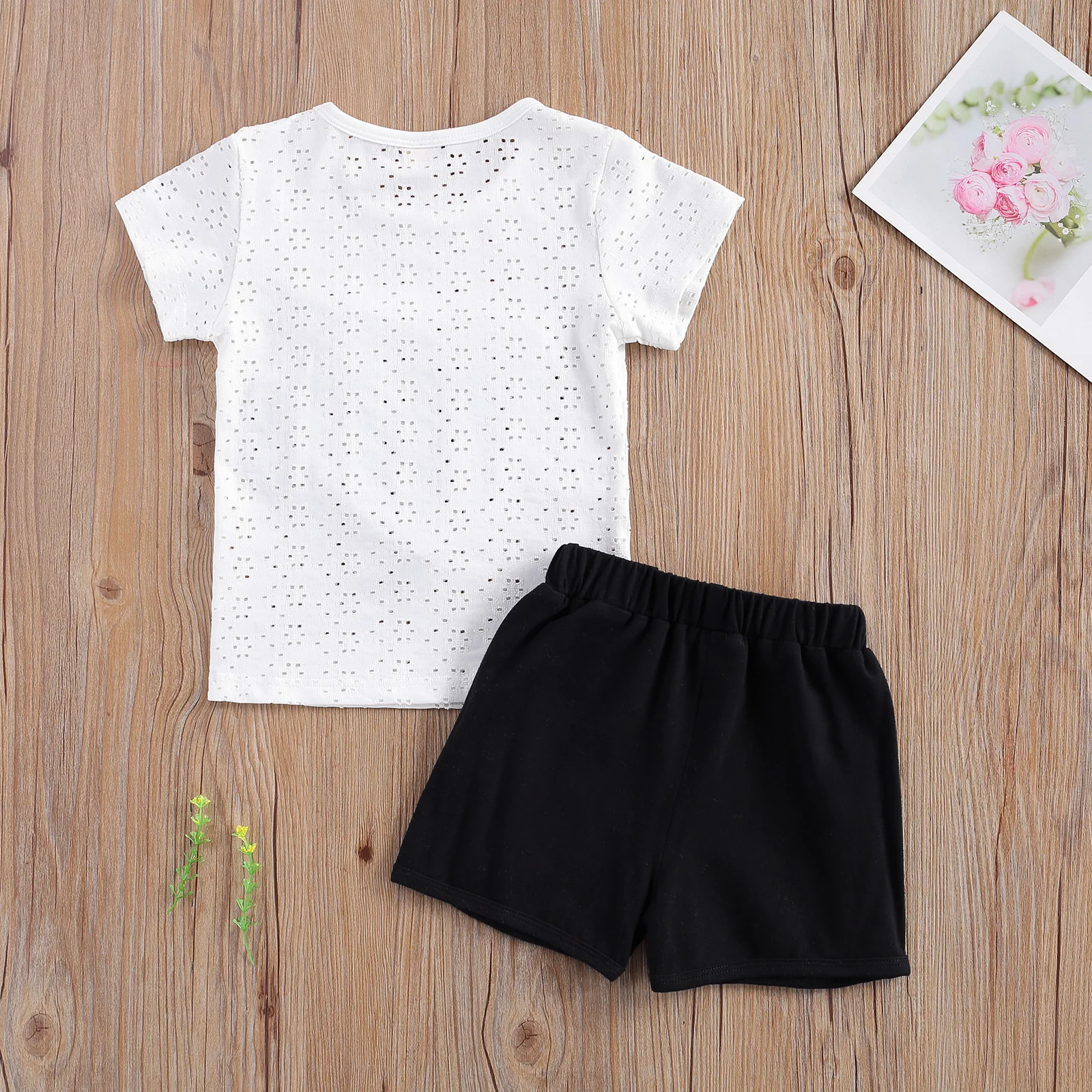 Kids Girl Sets Sequin Clothes Suit Fashion Short Sleeve Round Neck Mesh Top Solid Color Shorts for Summer Children Suit
Kids Girl Sets Sequin Clothes Suit Fashion Short Sleeve Round Neck Mesh Top Solid Color Shorts for Summer Children Suit