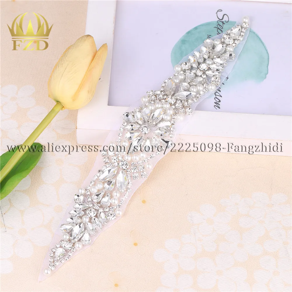 FZD 30 Pieces Motif Rhinestones Sewing on Crystal Beaded Iron On Pearl Applique Trim for Wedding Bridal Dress Clothes Bride Belt
FZD 30 Pieces Motif Rhinestones Sewing on Crystal Beaded Iron On Pearl Applique Trim for Wedding Bridal Dress Clothes Bride Belt