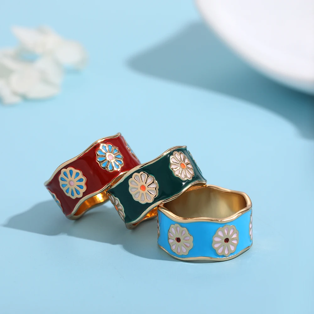 2021 New Fashion Colorful Flower Hand-painted Rings for Women Vintage Gold Metal Chunky Thick Finger Rings Party Jewelry Gifts
2021 New Fashion Colorful Flower Hand-painted Rings for Women Vintage Gold Metal Chunky Thick Finger Rings Party Jewelry Gifts