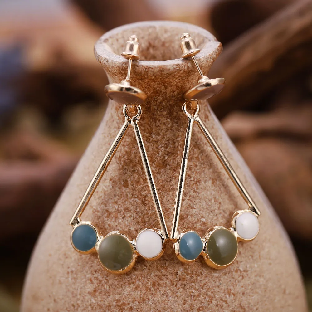 Personality Natural Dangle Drop Earrings Triangle Trendy Resin Stone Boho Ethnic Vintage Hanging Earrings Women Brincos Earring
Personality Natural Dangle Drop Earrings Triangle Trendy Resin Stone Boho Ethnic Vintage Hanging Earrings Women Brincos Earring
