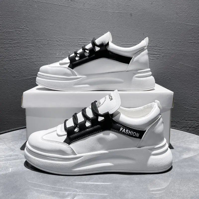 Women's Shoes
Women's Shoes