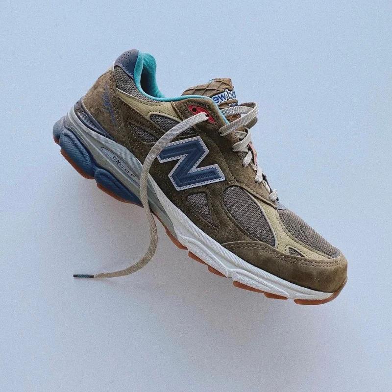 Беговые кроссовки New Balance 990v3 «Hero to stay» для мужчин и женщин, оригинальная аутентичная Роскошная спортивная обувь для баскетбола и бега
Беговые кроссовки New Balance 990v3 «Hero to stay» для мужчин и женщин, оригинальная аутентичная Роскошная спортивная обувь для баскетбола и бега