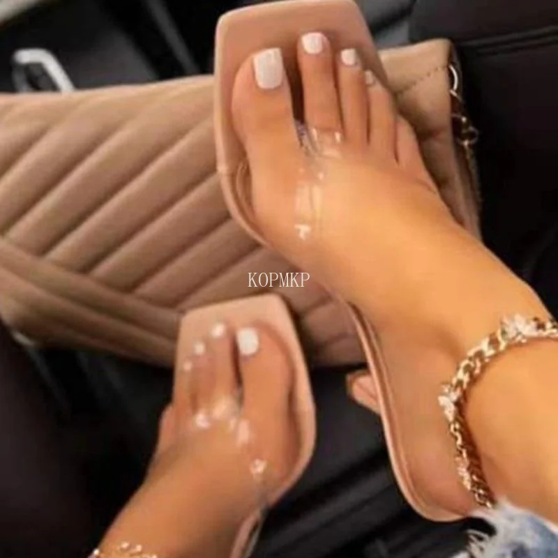 Шлепанцы женские на высоком каблуке, сандалии с ремешками, ПВХ, квадратный носок, сланцы, обувь для вечеринки
Шлепанцы женские на высоком каблуке, сандалии с ремешками, ПВХ, квадратный носок, сланцы, обувь для вечеринки