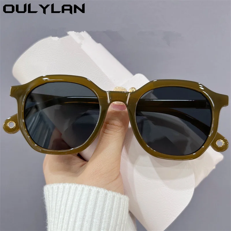 Круглые Солнцезащитные очки Oulylan для женщин и мужчин, винтажные брендовые дизайнерские модные солнцезащитные очки 2022, женские классические...
Круглые Солнцезащитные очки Oulylan для женщин и мужчин, винтажные брендовые дизайнерские модные солнцезащитные очки 2022, женские классические...