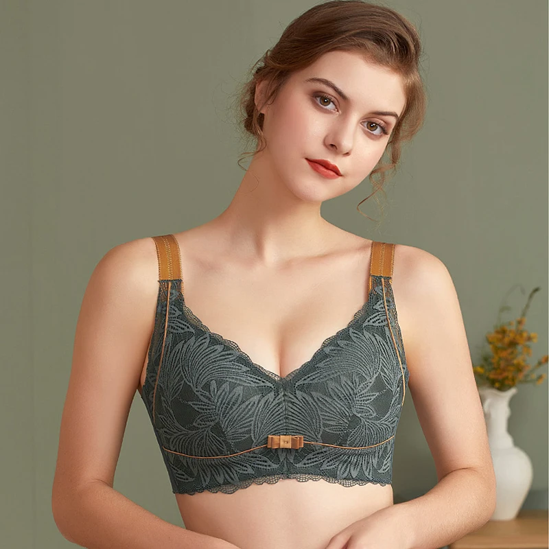 Женский кружевной бюстгальтер без косточек, без пены, латексный бюстгальтер 34 36 38 40 42 B C D E
Женский кружевной бюстгальтер без косточек, без пены, латексный бюстгальтер 34 36 38 40 42 B C D E