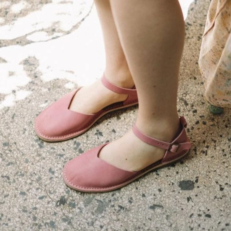 2021 Summer New Women PU Leather Temperament Baotou Sandals Flat Heel Soft Bottom Fairy Classic Fashion Generous Hot Sale 5KE213
2021 Summer New Women PU Leather Temperament Baotou Sandals Flat Heel Soft Bottom Fairy Classic Fashion Generous Hot Sale 5KE213