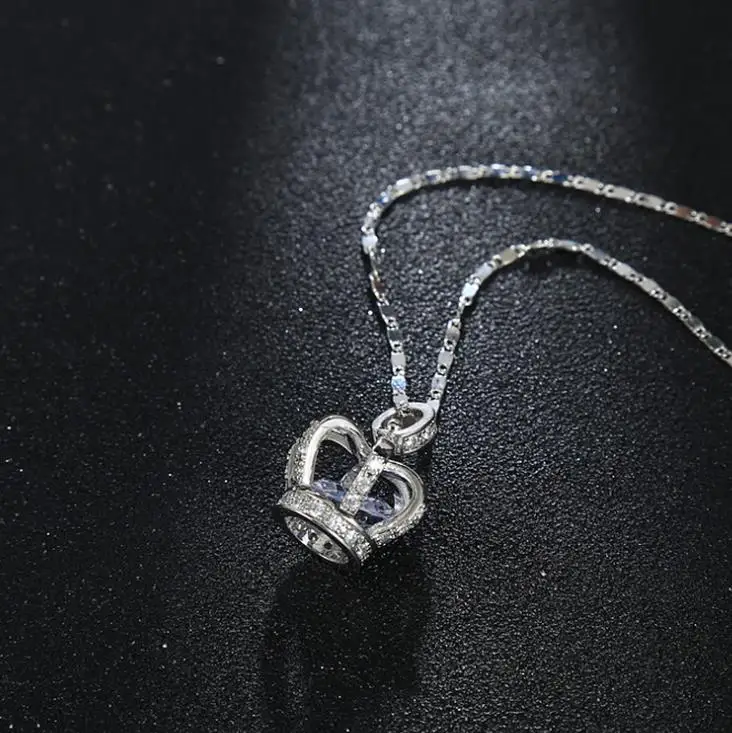 IHUES 925 Sterling Silver Necklace Fashion Crown Inlaid Zircon Necklace for Women Summer Fashion Silver 925 Jewelry Choker
IHUES 925 Sterling Silver Necklace Fashion Crown Inlaid Zircon Necklace for Women Summer Fashion Silver 925 Jewelry Choker