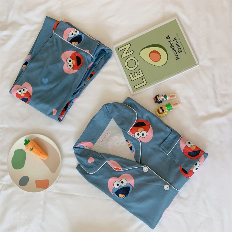 Autumn Cardigan Women Long Sleeve Pajamas Set Cartoon Cute Print Female 2 Piece Sleepwear Suit Home Wear Winter Pyjamas Set Bz01 
Autumn Cardigan Women Long Sleeve Pajamas Set Cartoon Cute Print Female 2 Piece Sleepwear Suit Home Wear Winter Pyjamas Set Bz01