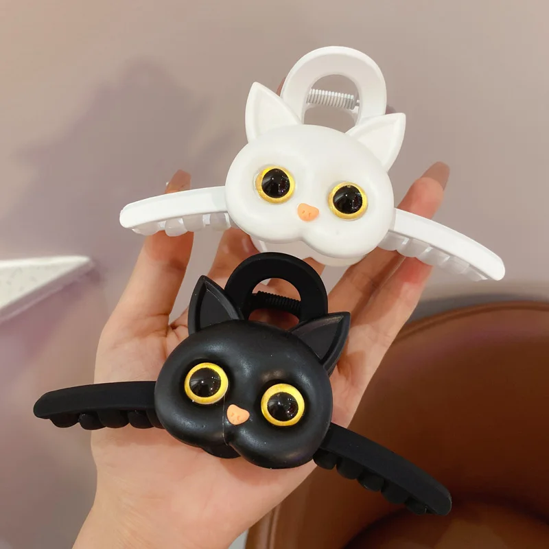 2021 Korean Big Cat Hair Claw Clip for Women Tough Plastic Hair Claw Crab Large Hair Clamps Clip Ladies Hair Accessories Gift
2021 Korean Big Cat Hair Claw Clip for Women Tough Plastic Hair Claw Crab Large Hair Clamps Clip Ladies Hair Accessories Gift