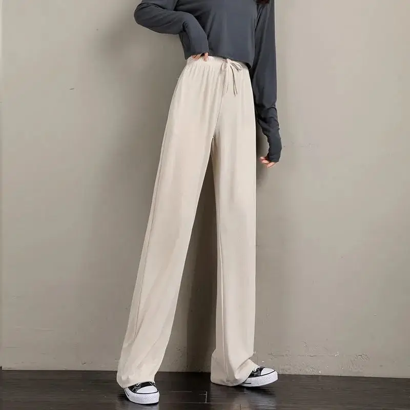Ice silk wide leg pants women's 2021 summer new thin style high waist down casual mop pants loose straight pants
Ice silk wide leg pants women's 2021 summer new thin style high waist down casual mop pants loose straight pants