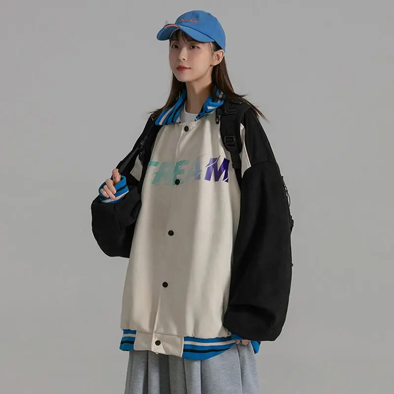 Safari Style Jackets Women Spring Streetwear Loose Baseball Uniform Jacket Female Retro Trendy Stitching Hit Color Printing Tops
Safari Style Jackets Women Spring Streetwear Loose Baseball Uniform Jacket Female Retro Trendy Stitching Hit Color Printing Tops