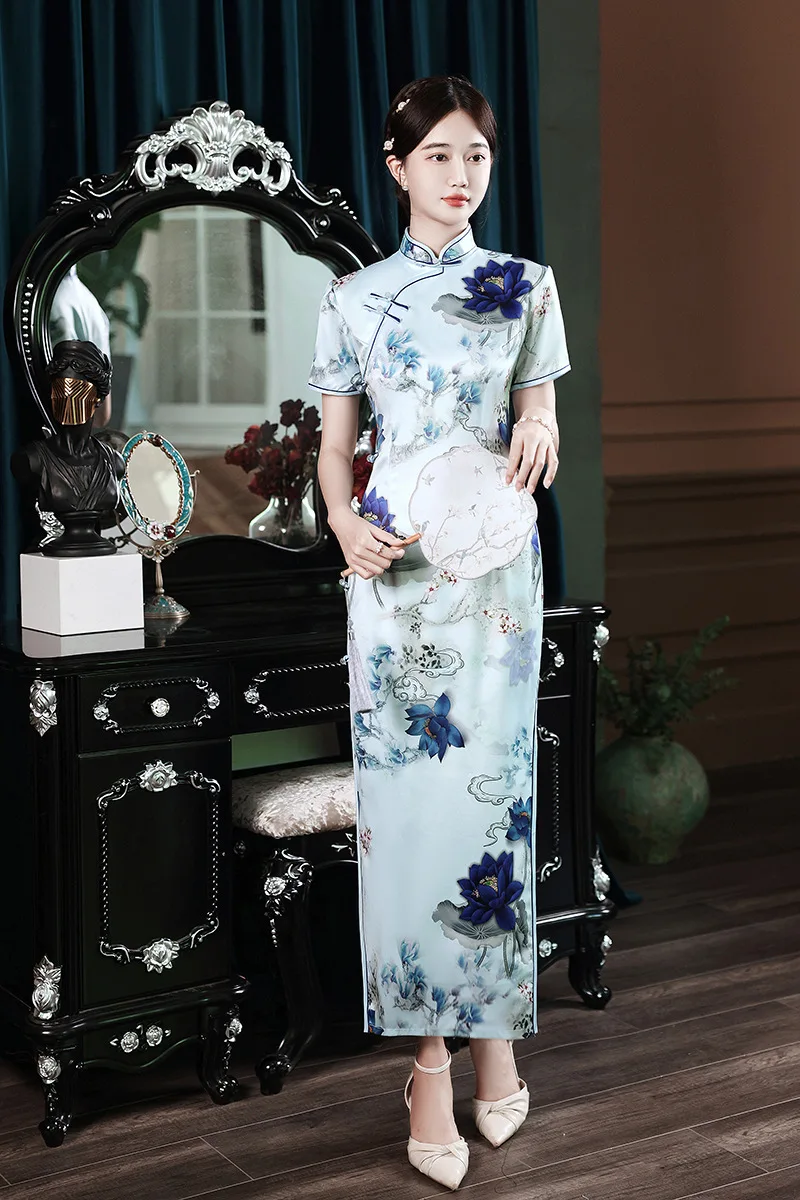 Элегантный китайский воротник с цветочным принтом Qipao, женское винтажное тонкое платье
Элегантный китайский воротник с цветочным принтом Qipao, женское винтажное тонкое платье