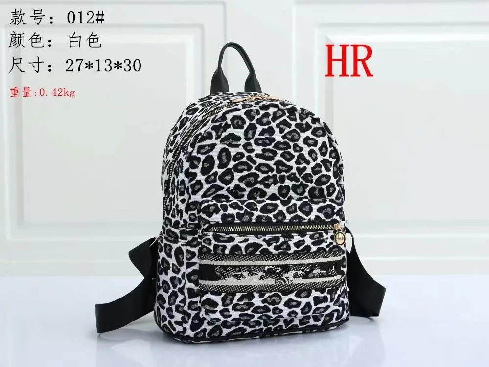 High Quality Hot Selling Ladies Fashion Floral pattern Backpack Luxury Design Women's Cute Messenger Bag Girls Lovely Handbag
High Quality Hot Selling Ladies Fashion Floral pattern Backpack Luxury Design Women's Cute Messenger Bag Girls Lovely Handbag