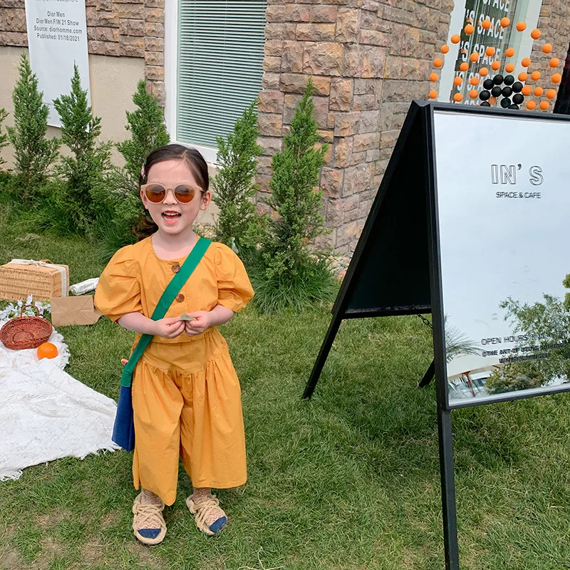 Summer New Baby Girls Clothes Korean Solid Kids Casual Suits Puff Sleeve Shirts Wide Leg Pants Girl 2pcs Set Children Summer Set
Summer New Baby Girls Clothes Korean Solid Kids Casual Suits Puff Sleeve Shirts Wide Leg Pants Girl 2pcs Set Children Summer Set