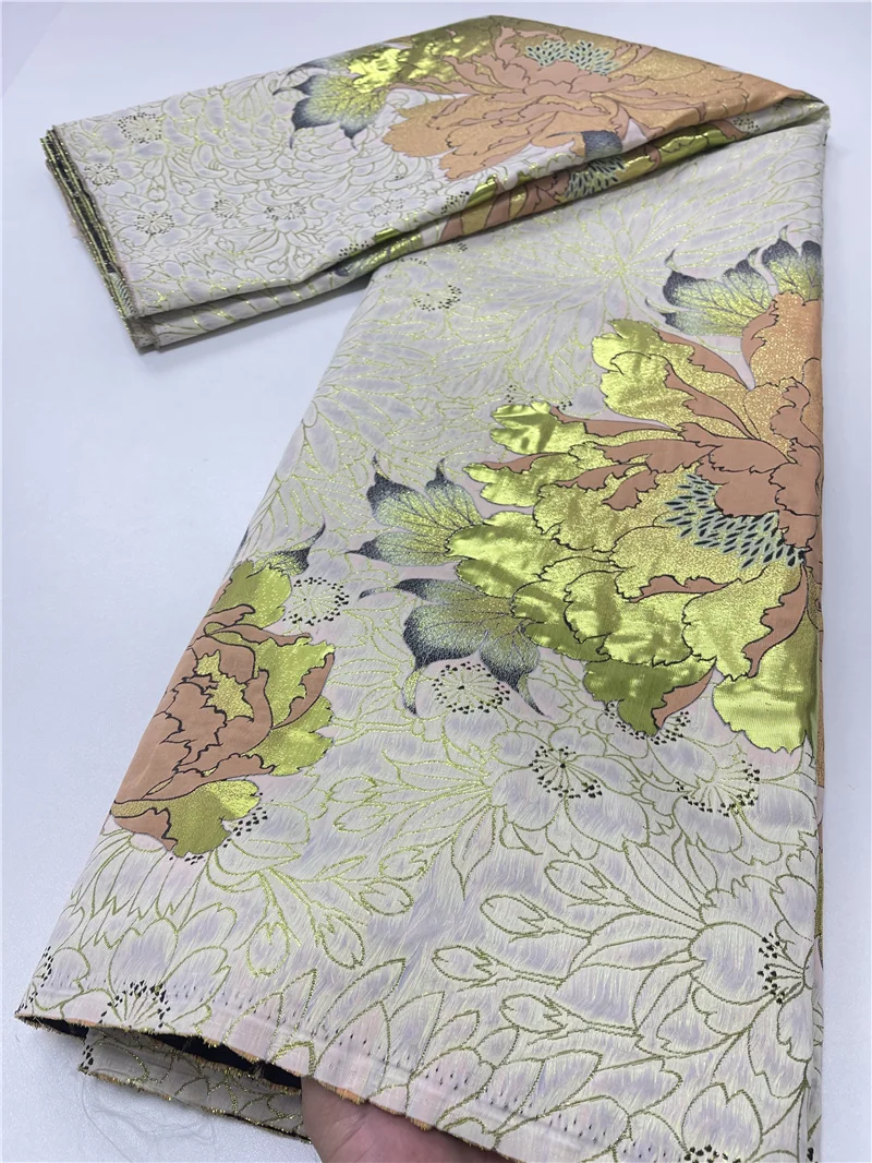 PGC Latest Jacquard Brocade Lace Fabric 2021 High Quality Top Selling African Lace Fabric For Nigerian Wedding Party YA4061B-2
PGC Latest Jacquard Brocade Lace Fabric 2021 High Quality Top Selling African Lace Fabric For Nigerian Wedding Party YA4061B-2