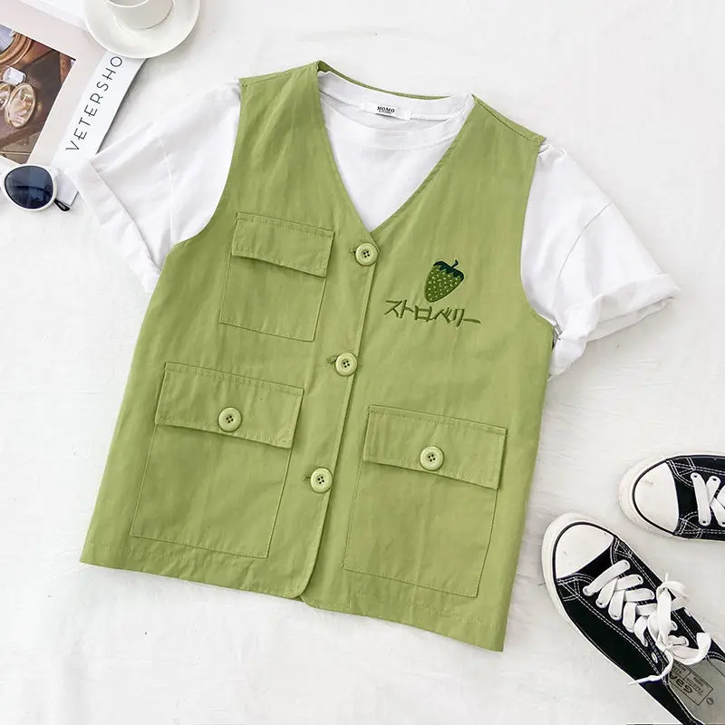 Korean version loose casual versatile vest women's summer new embroidered sleeveless British style student coat
Korean version loose casual versatile vest women's summer new embroidered sleeveless British style student coat