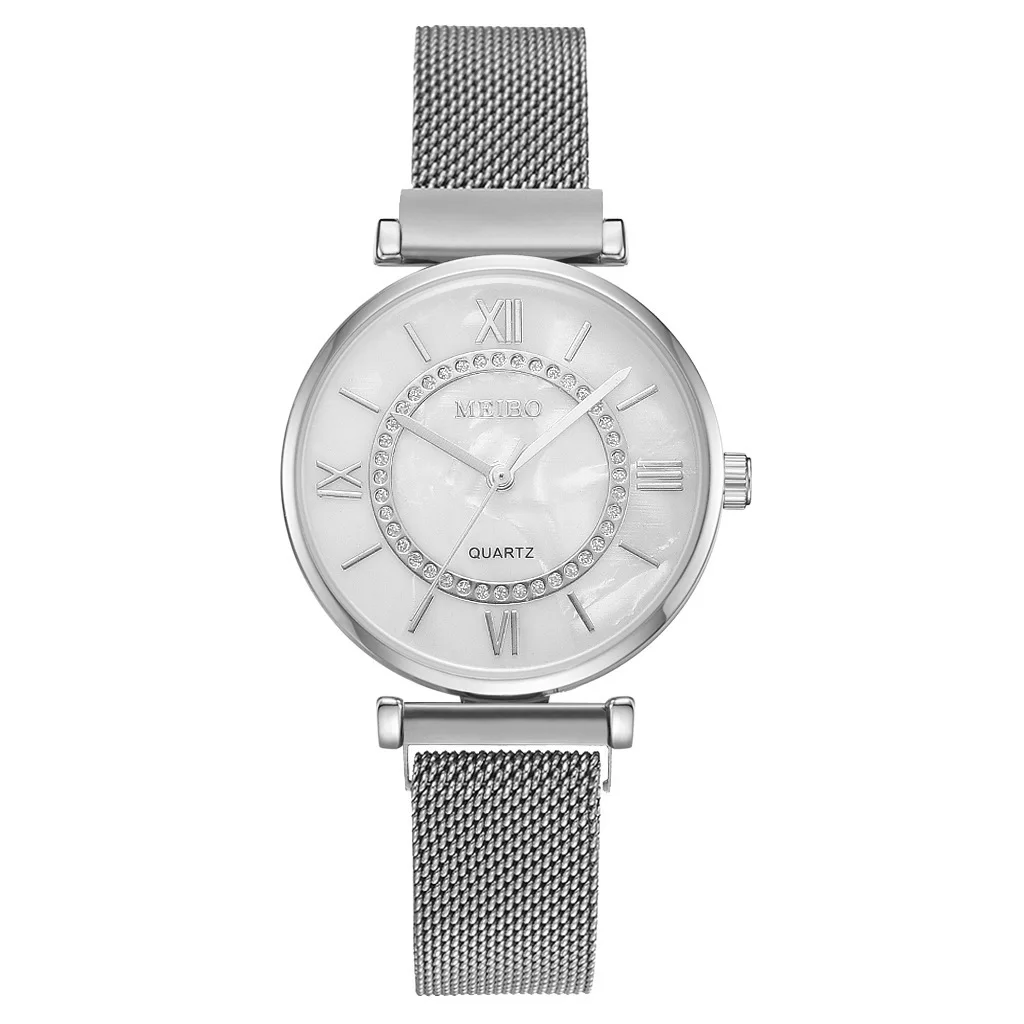 100pcs/lot new fashion watch, tiktok, red, same magnet, female watch, Rome quartz watch. 
100pcs/lot new fashion watch, tiktok, red, same magnet, female watch, Rome quartz watch.