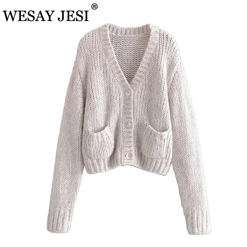 WESAY JESI Cardigan For Women Buttons Solid Long Sleeve Fashion Women Sweater Knitted Loose V-Neck Top Female Casual Chic Coat
WESAY JESI Cardigan For Women Buttons Solid Long Sleeve Fashion Women Sweater Knitted Loose V-Neck Top Female Casual Chic Coat