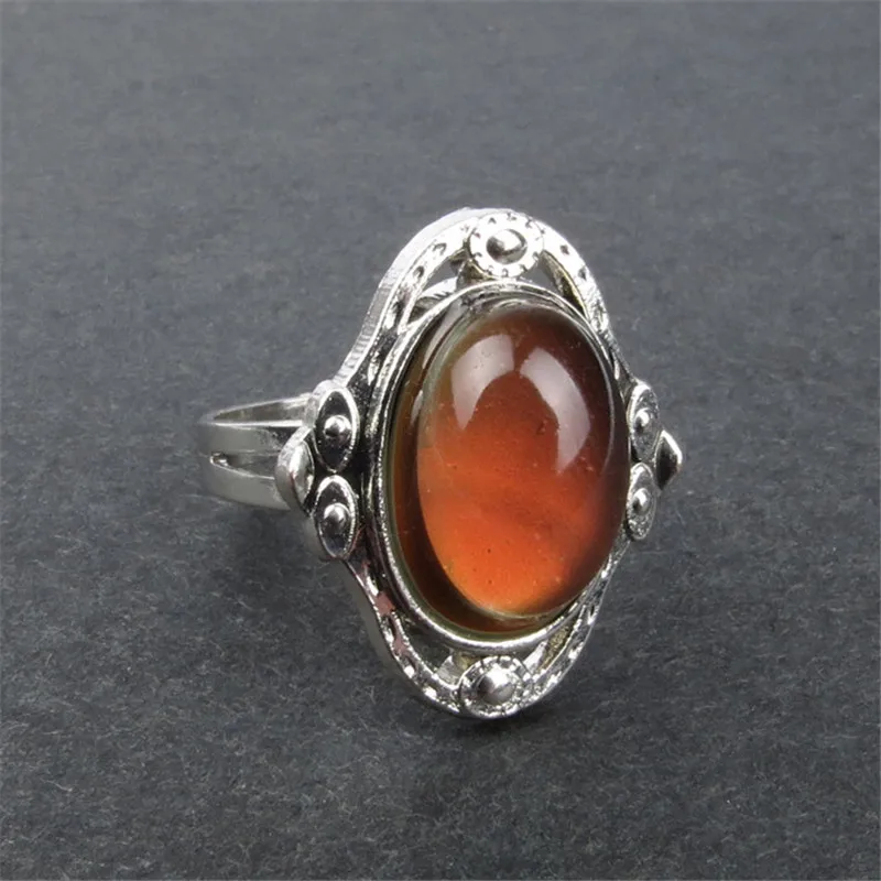 JUCHAO 100pcs/lot Vintage Retro Mood Ring Oval Emotion Feeling Changeable Ring Temperature Control Color Rings For Women
JUCHAO 100pcs/lot Vintage Retro Mood Ring Oval Emotion Feeling Changeable Ring Temperature Control Color Rings For Women