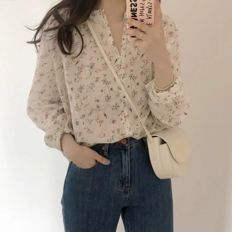 2021 Sweet Simple Print Flowers Vintage Loose Stylish Sexy O-Neck Fashion Casual High Quality Long Sleeves Free Shirts
2021 Sweet Simple Print Flowers Vintage Loose Stylish Sexy O-Neck Fashion Casual High Quality Long Sleeves Free Shirts