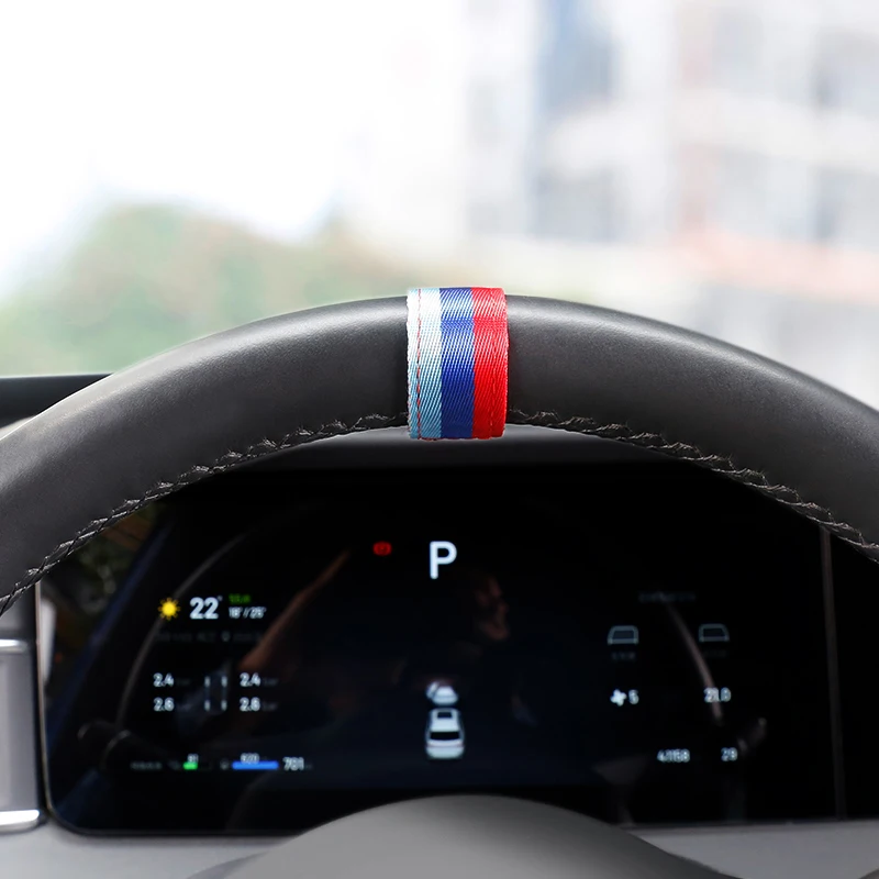 Автомобильная наклейка на руль, красное украшение для стайлинга автомобиля, универсальные товары для VW, BMW, Audi, Toyota, Honda, Nissan, Kia
Автомобильная наклейка на руль, красное украшение для стайлинга автомобиля, универсальные товары для VW, BMW, Audi, Toyota, Honda, Nissan, Kia