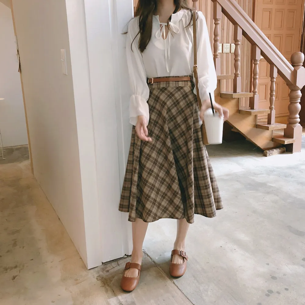 2021 Elastic High Waist Vintage Skirts Swing Pin Up Plus Size Harajuku Korean Plaid Women School Girls Mid carf Pleated Skirts 
2021 Elastic High Waist Vintage Skirts Swing Pin Up Plus Size Harajuku Korean Plaid Women School Girls Mid carf Pleated Skirts