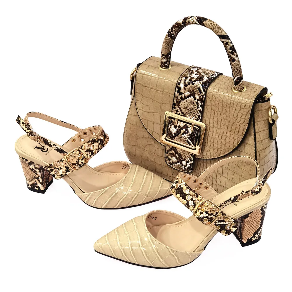 В нигерийском стиле итальянская 2021 дизайн новейшие модные женские комплект из обуви и сумки, украшенные и металл Цвет: хаки Цвет для вечерни... 
В нигерийском стиле итальянская 2021 дизайн новейшие модные женские комплект из обуви и сумки, украшенные и металл Цвет: хаки Цвет для вечерни...